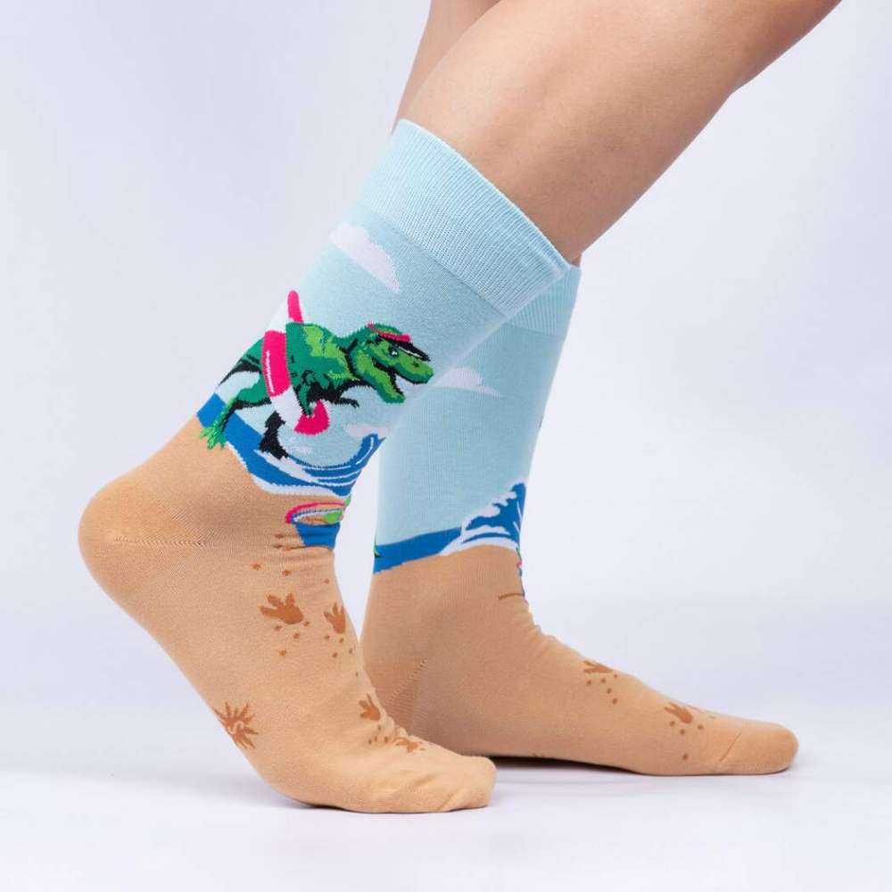 Dinos Gone Wild Men’s Crew Socks